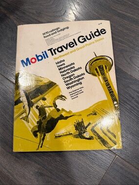 Mobil Travel Guide - Northwest and Great Plains States (Yellow/Black/Blue) 8:4